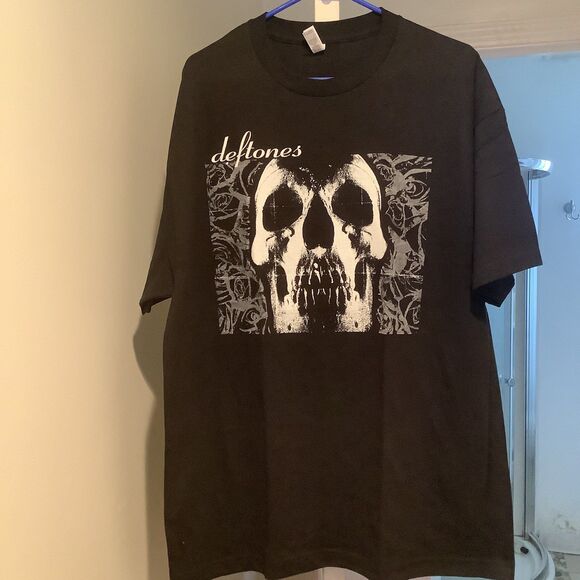 Promo band concert boot bootleg front no back print size small s brand new - Picture 1 of 4